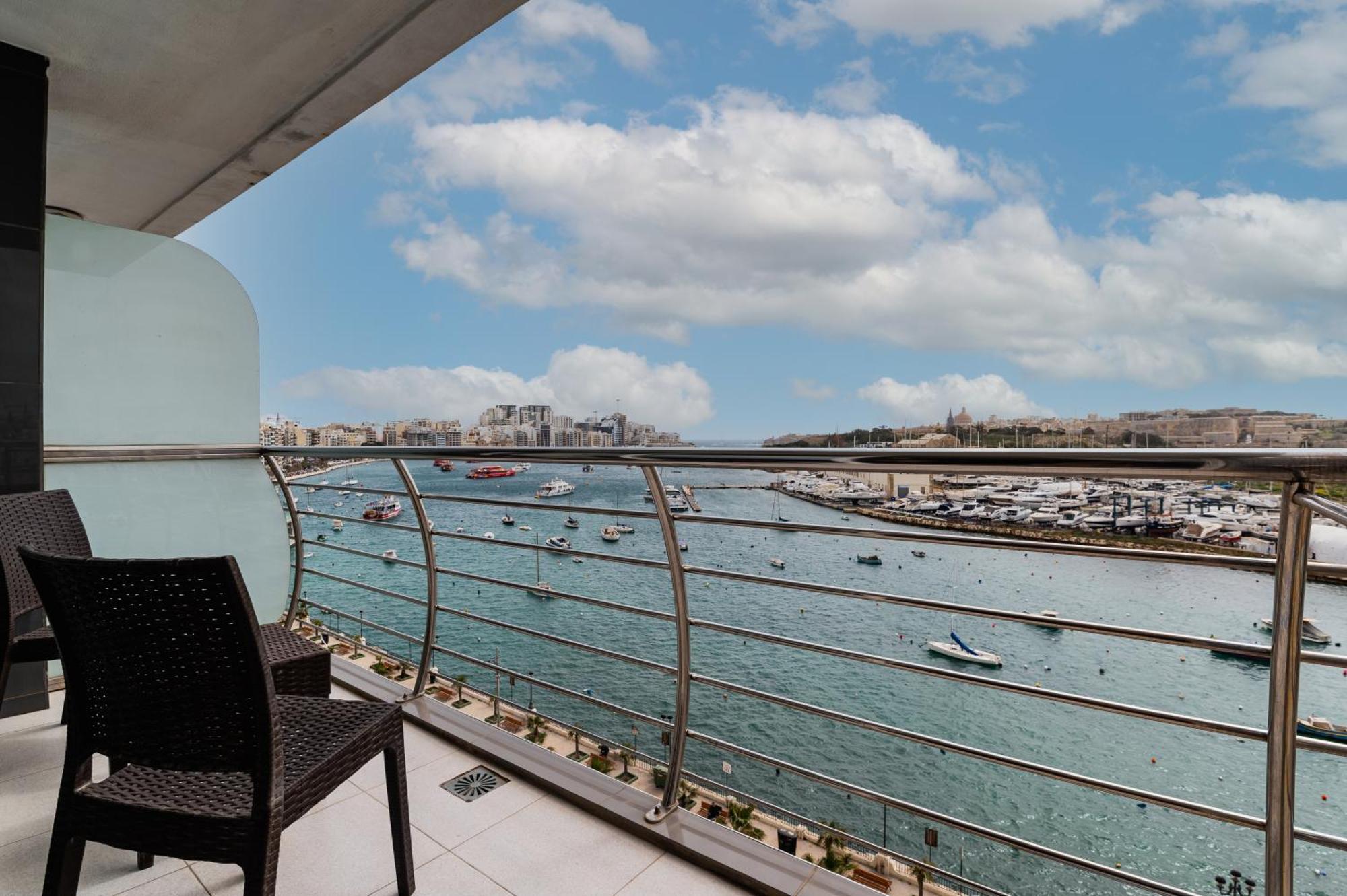 Valletta View Apartments By St Hotels Gzira Eksteriør bilde